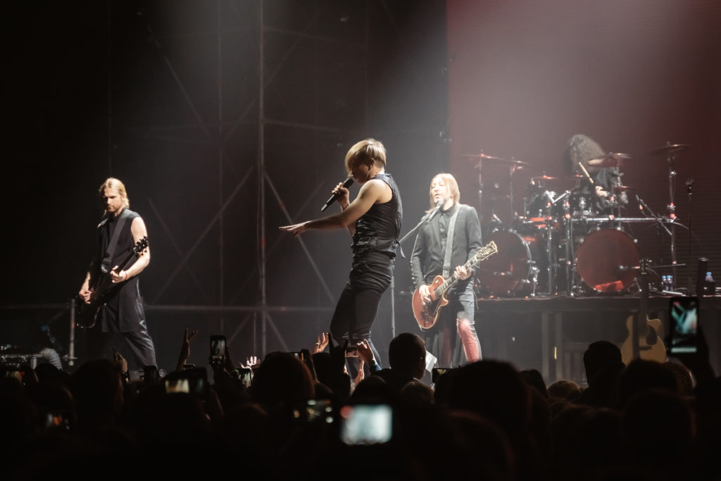 "Би-2" устроили в Твери грандиозное трёхчасовое шоу