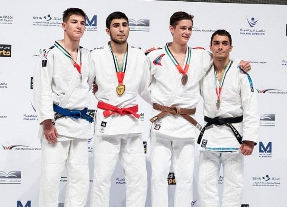 Конаковский спортсмен завоевал золото на Чемпионате мира по джиу-джитсу Конаковский спортсмен завоевал золото на Чемпионате мира по джиу-джитсу