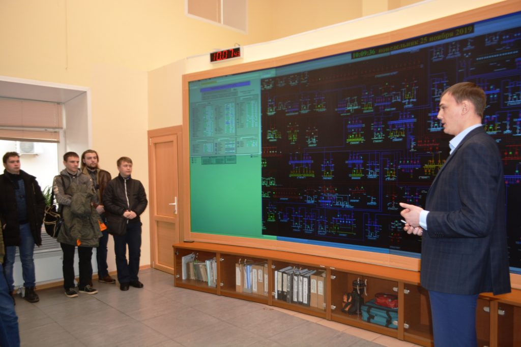 Тверские энергетики провели День открытых дверей для студентов ТвГТУ