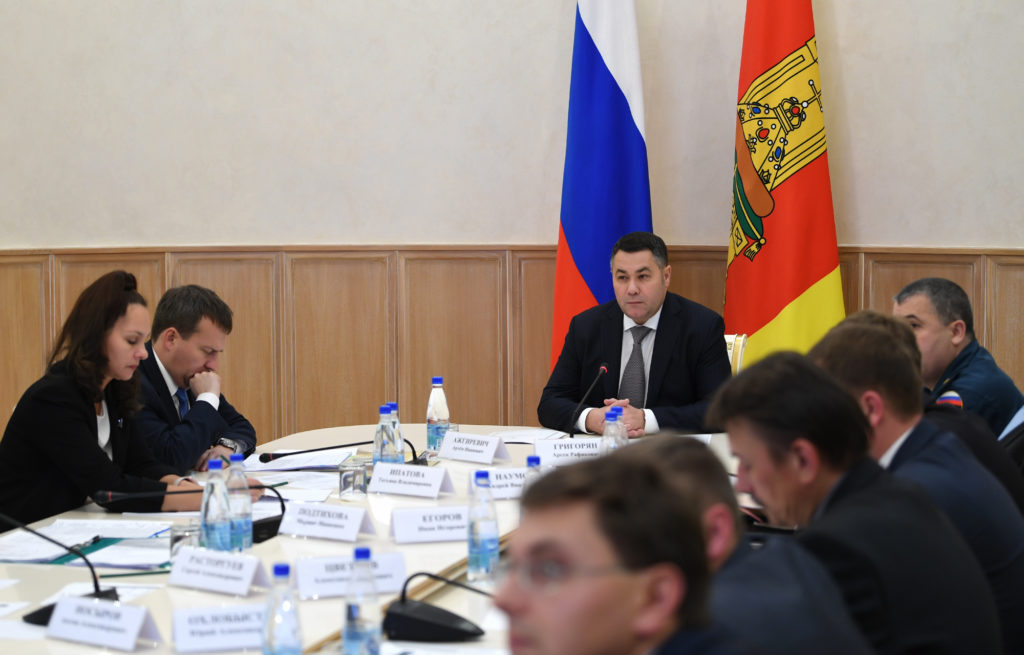 В Тверской области установят флаги по единому стандарту В Тверской области установят флаги по единому стандарту