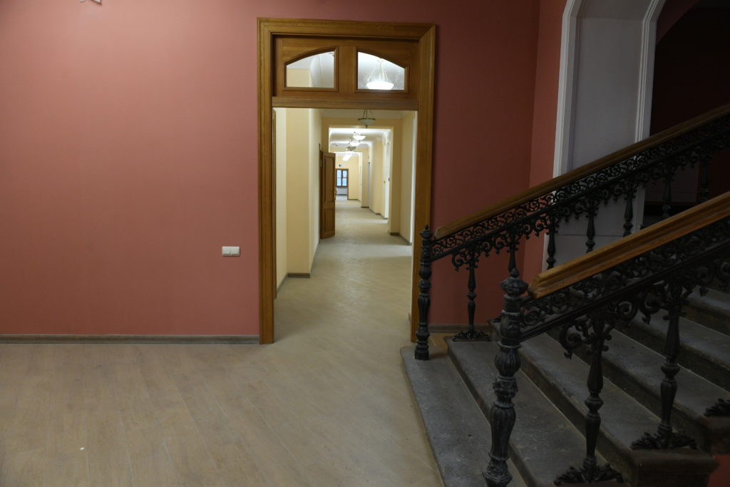 Игорь Руденя оценил, как идёт реставрация объектов Путевого дворца