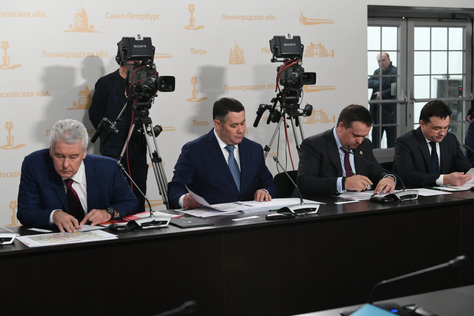 Игорь Руденя внёс предложения по развитию дорожной инфраструктуры трассы М-11 в Тверской области