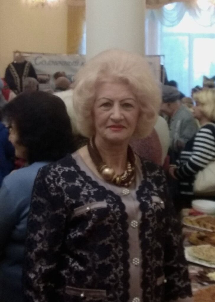 Елена Геворгян: Нет ничего важнее дружбы Елена Геворгян: Нет ничего важнее дружбы