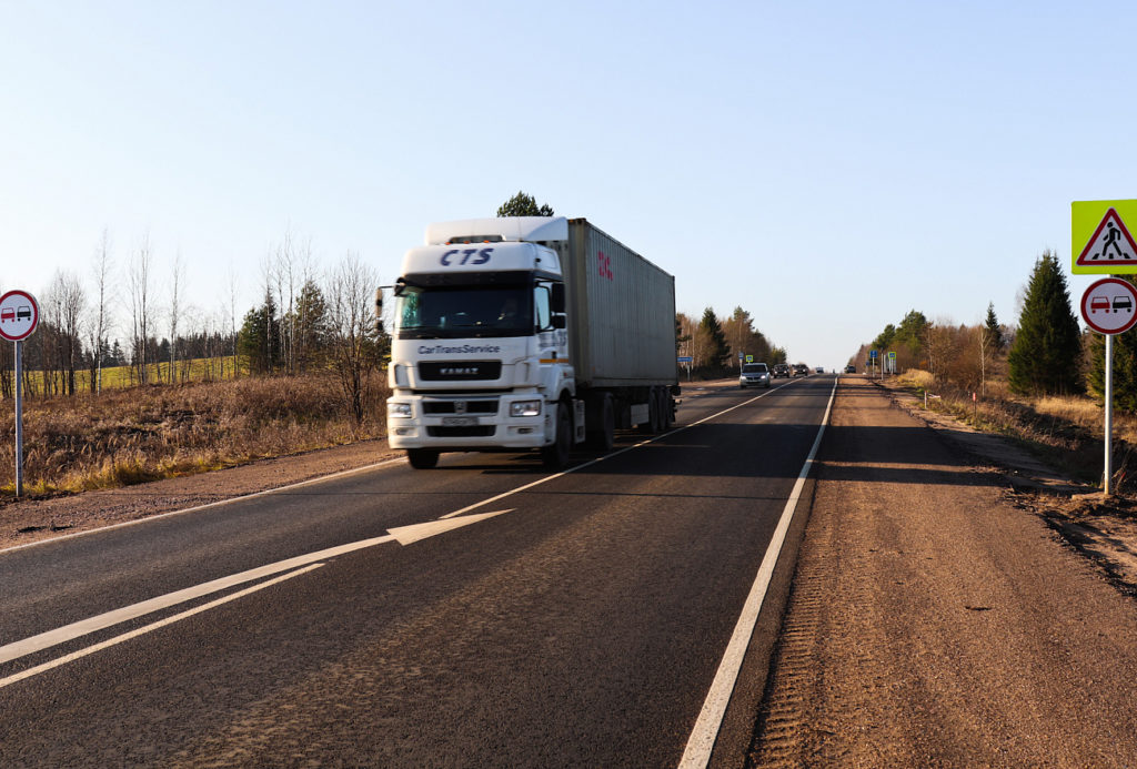 На трассе Торжок-Осташков отремонтировали 25-километровый участок 