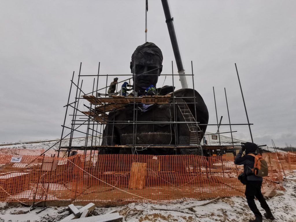 Бронзовый солдат скоро встанет подо Ржевом в полный рост