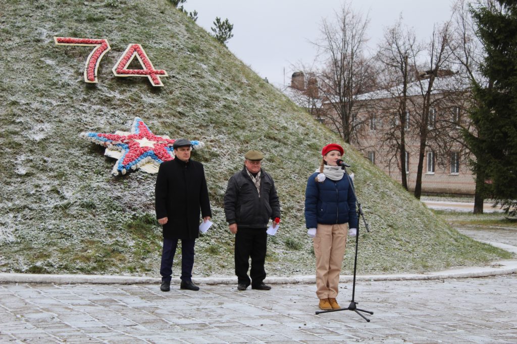 В Сандовском районе почтили память героев, павших в годы Великой Отечественной войны В Сандовском районе почтили память героев, павших в годы Великой Отечественной войны