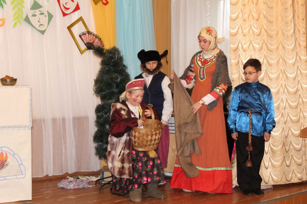 В Сандовском районе открылась «Театральная шкатулка»