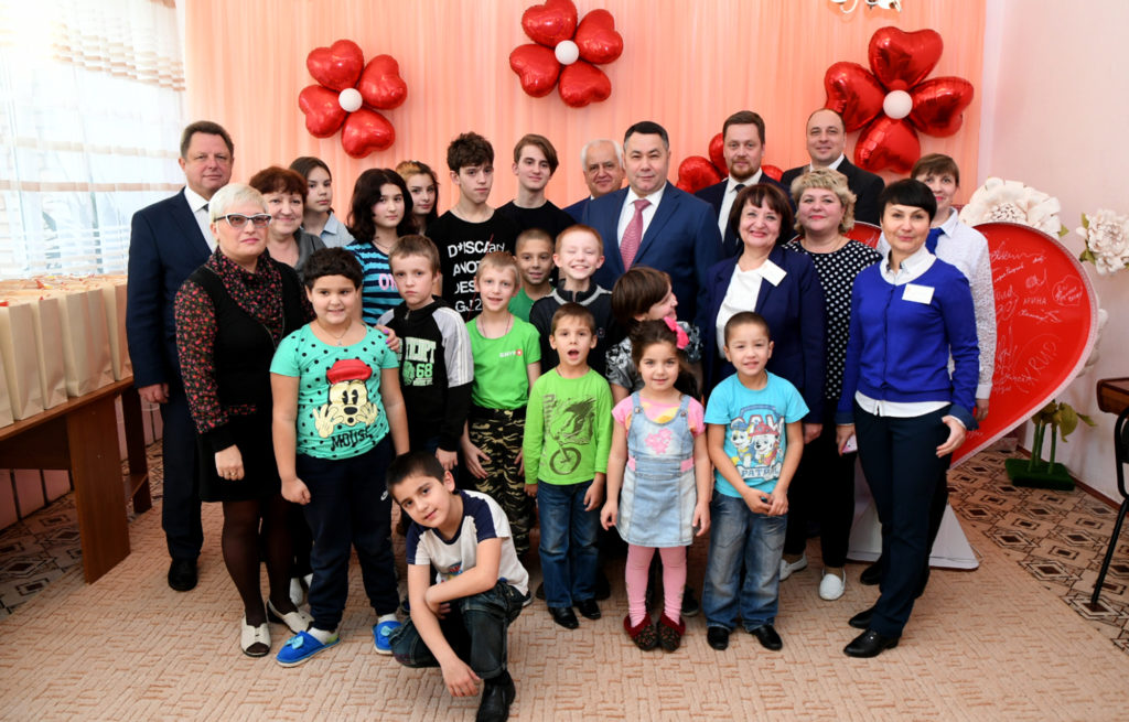 Игорь Руденя пообщался с воспитанниками социально-реабилитационного центра Игорь Руденя пообщался с воспитанниками социально-реабилитационного центра