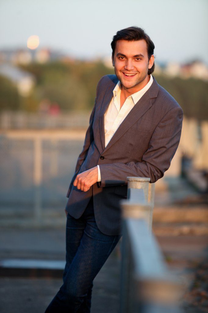 Тарас Кузьмин: Благоустройство – хорошее лекарство от «чемоданного настроения» Тарас Кузьмин: Благоустройство – хорошее лекарство от «чемоданного настроения»