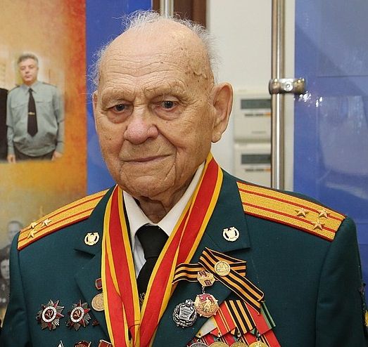 Спартак Сычев: Всю жизнь меня окружали прекрасные женщины Спартак Сычев: Всю жизнь меня окружали прекрасные женщины