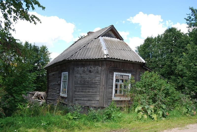 В Тверской области в заброшенном доме нашли старинный холст