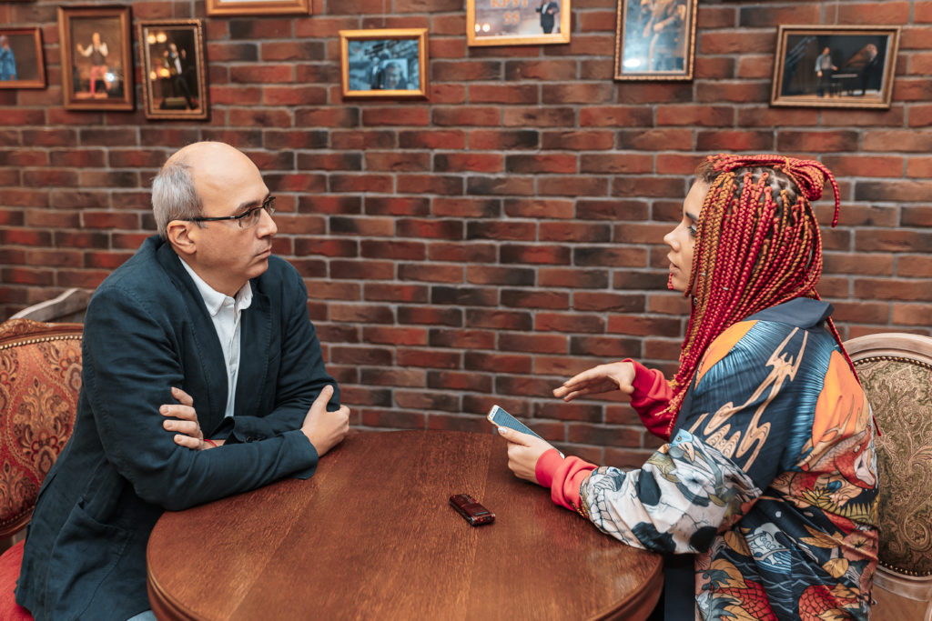 Алексей Лундин: «Не надо превращать общение ребенка с музыкой в лошадиные скачки» Алексей Лундин: «Не надо превращать общение ребенка с музыкой в лошадиные скачки»