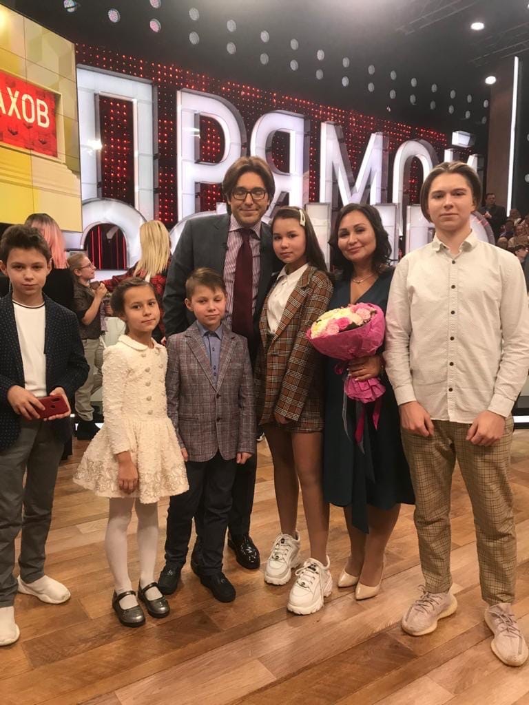 Зрители шоу Андрея Малахова выбрали многодетную семью из Твери
