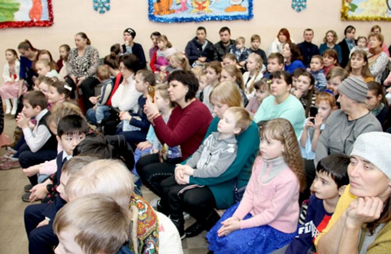 500 детей из многодетных семей Тверской области получили рождественские подарки 500 детей из многодетных семей Тверской области получили рождественские подарки