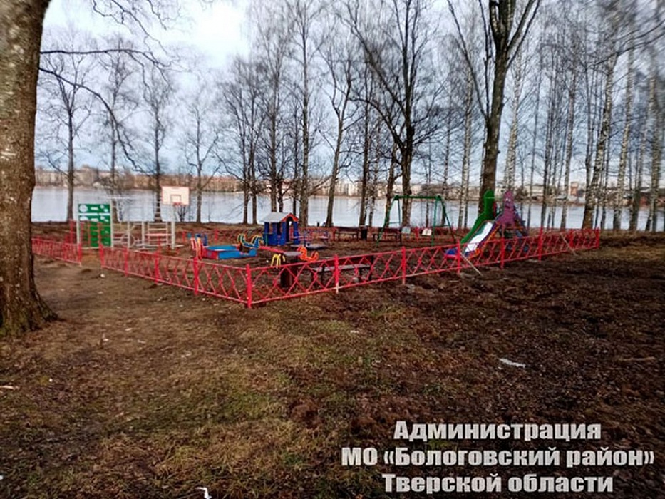 В Бологое завершился I этап благоустройства парка В Бологое завершился I этап благоустройства парка
