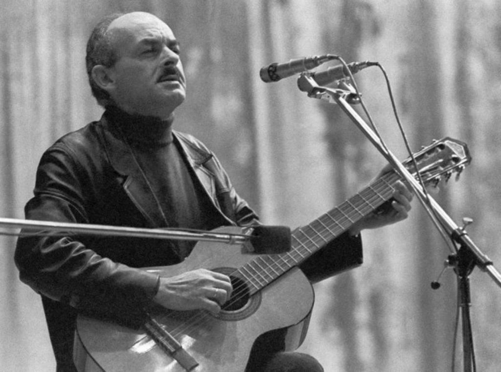 В Твери состоится вечер песен Булата Окуджавы В Твери состоится вечер песен Булата Окуджавы