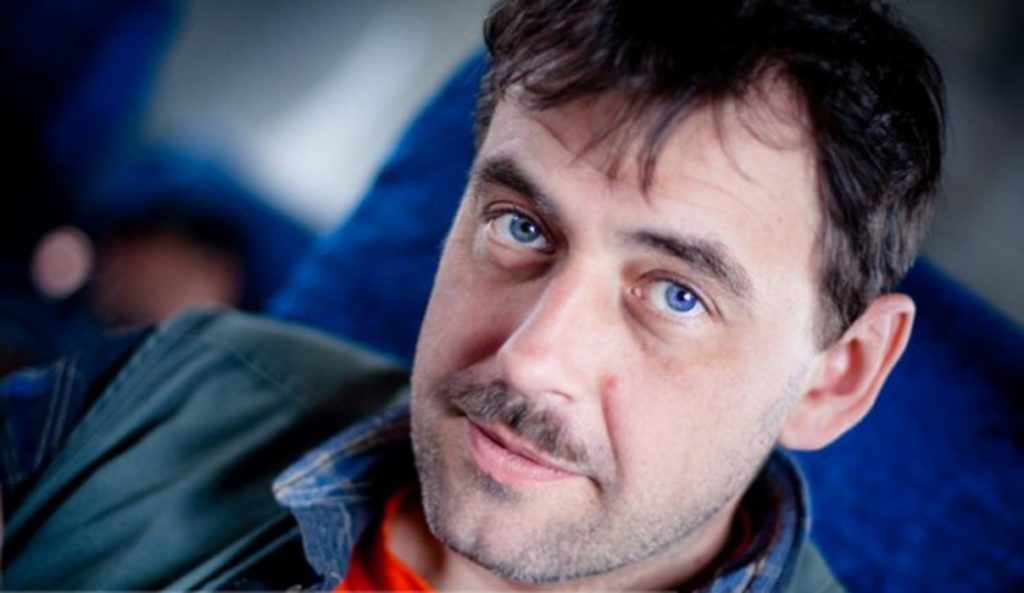 Жителям Твери расскажут о русском роке в литературе, театре и кино Жителям Твери расскажут о русском роке в литературе, театре и кино