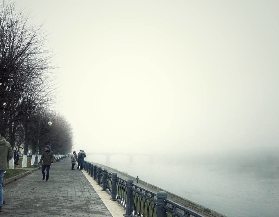 Тверь накрыла густая дымка