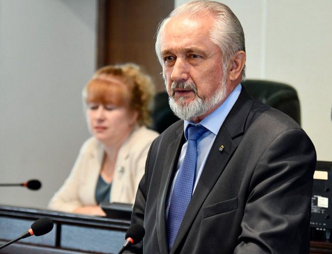 Владимир Данилов: Мне в маршрутке не развернуться Владимир Данилов: Мне в маршрутке не развернуться
