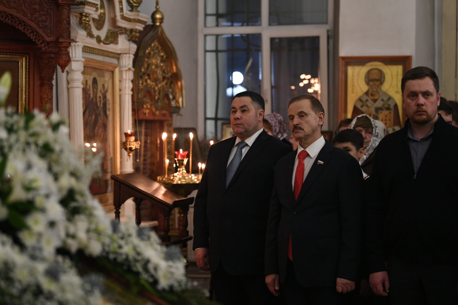 Игорь Руденя встретил Рождество вместе с прихожанами кафедрального собора в Ржеве