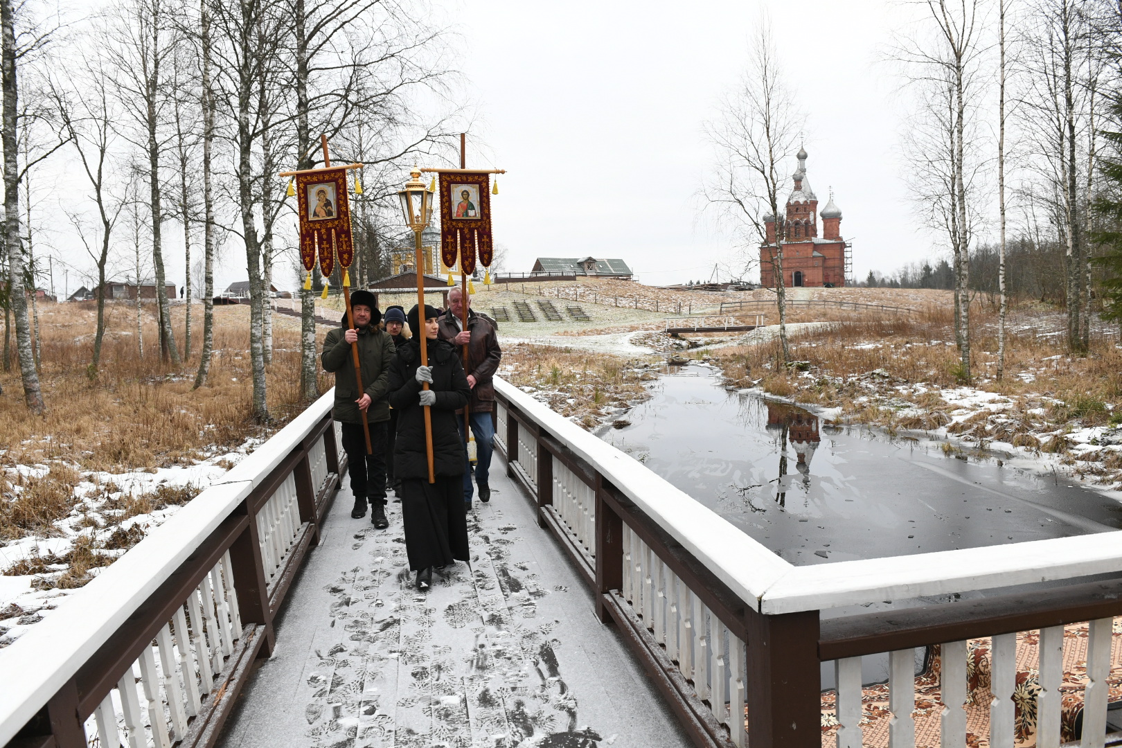 Игорь Руденя в праздник Крещения Господня посетил исток Волги  ФОТО