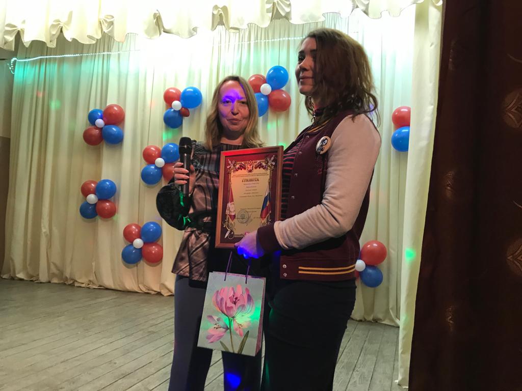 Статья журналиста РИА "Верхневолжье" о дамах в погонах выиграла конкурс Статья журналиста РИА "Верхневолжье" о дамах в погонах выиграла конкурс