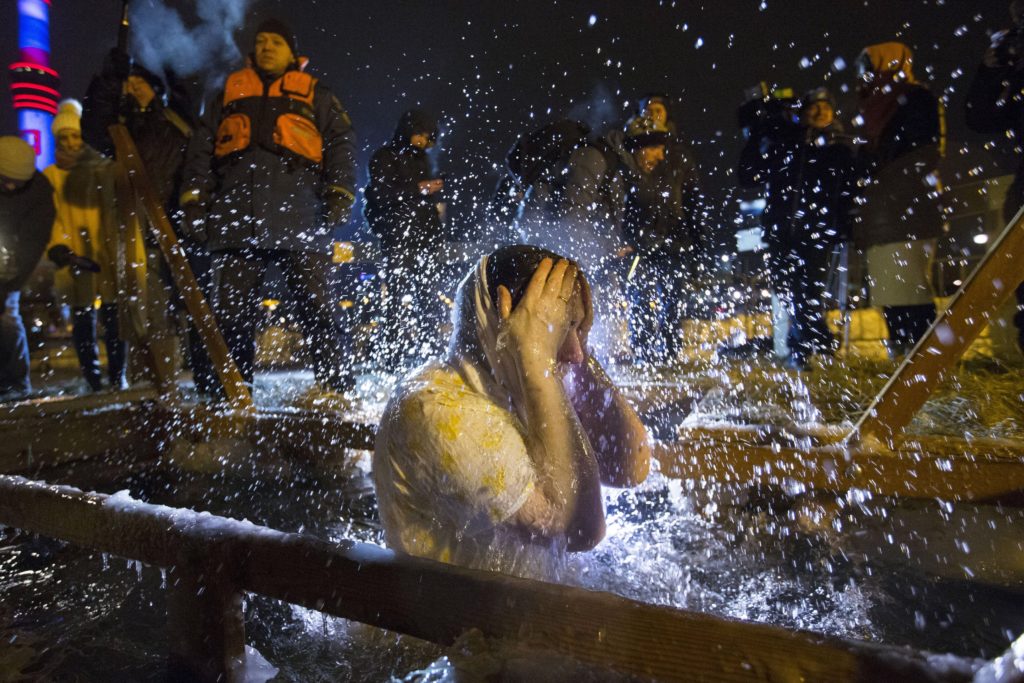 Крещенская ночь в Завидово: из купели в тёплый хамам