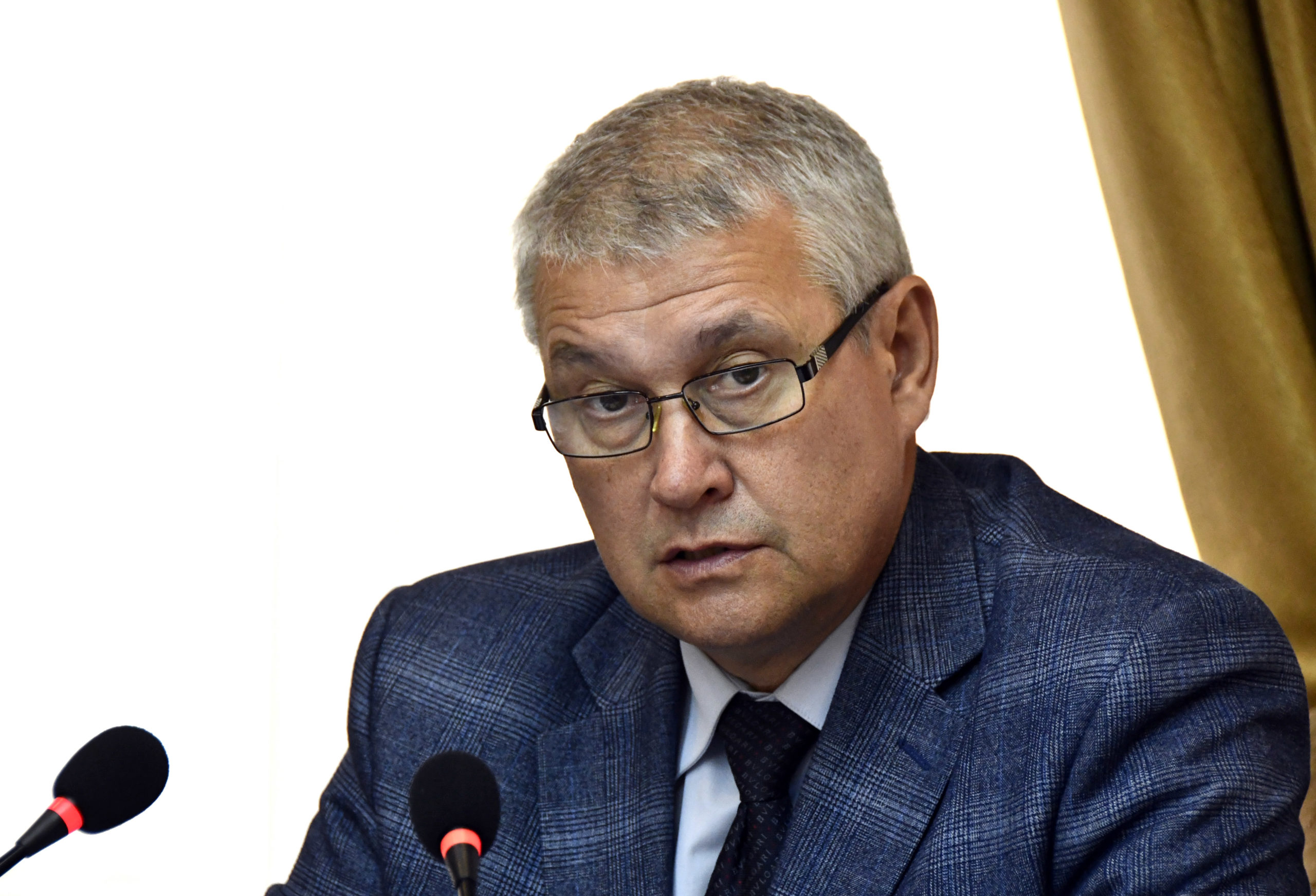 В Тверской области запретят продажу несовершеннолетним никотиносодержащих смесей