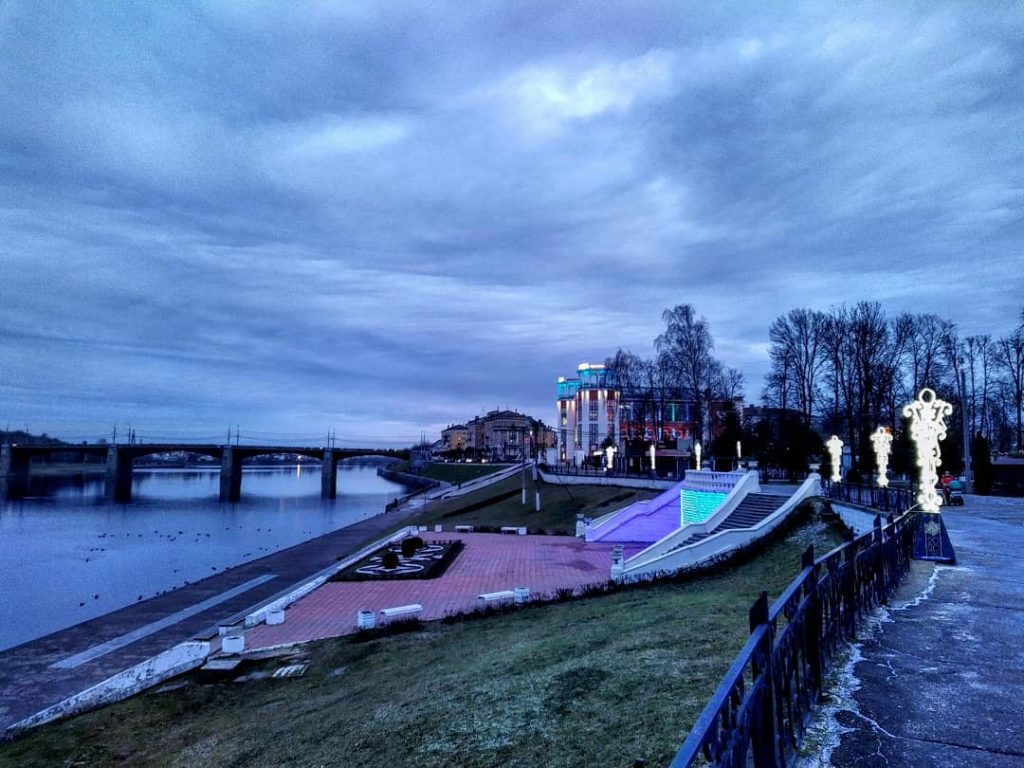 За время новогодних праздников на аттракционах в Горсаду прокатилось 13 тысяч человек За время новогодних праздников на аттракционах в Горсаду прокатилось 13 тысяч человек