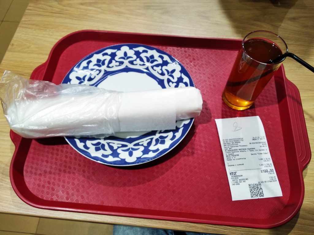 Покушать и послушать: обзор "Тверьлайф" на новый фуд-корт Food Base