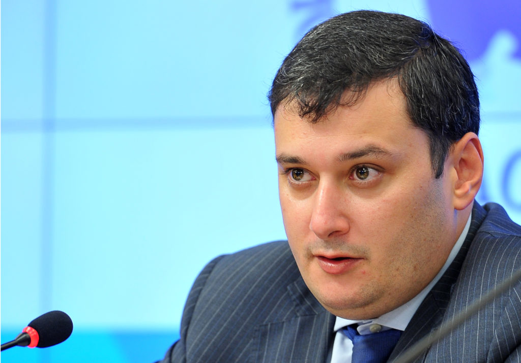 Хинштейн: «Единая Россия» организует сбор подписей в городах-центрах оборонной промышленности для присвоения звания «Город трудовой доблести»