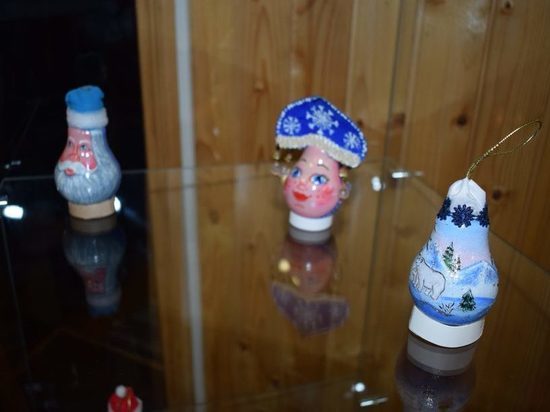 В Тверской области открылась выставка елочных игрушек В Тверской области открылась выставка елочных игрушек