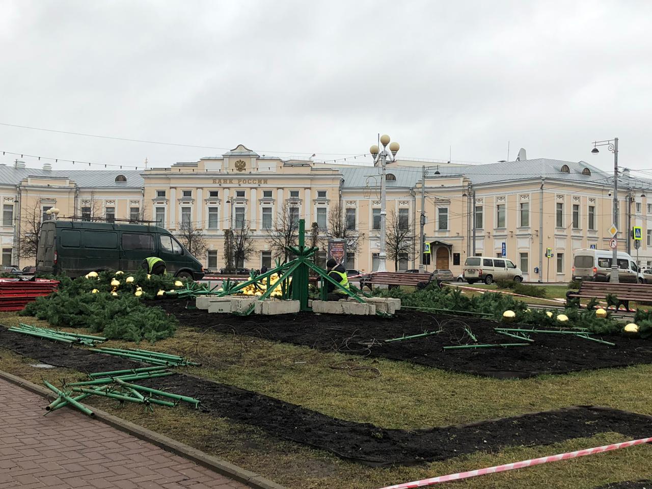 Новогоднее настроение покидает Тверь