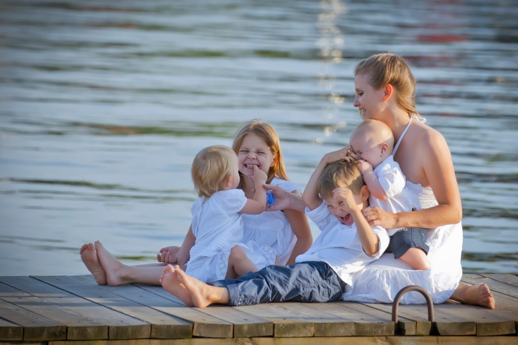 Тверские многодетные матери выйдут на пенсию на три года раньше Тверские многодетные матери выйдут на пенсию на три года раньше