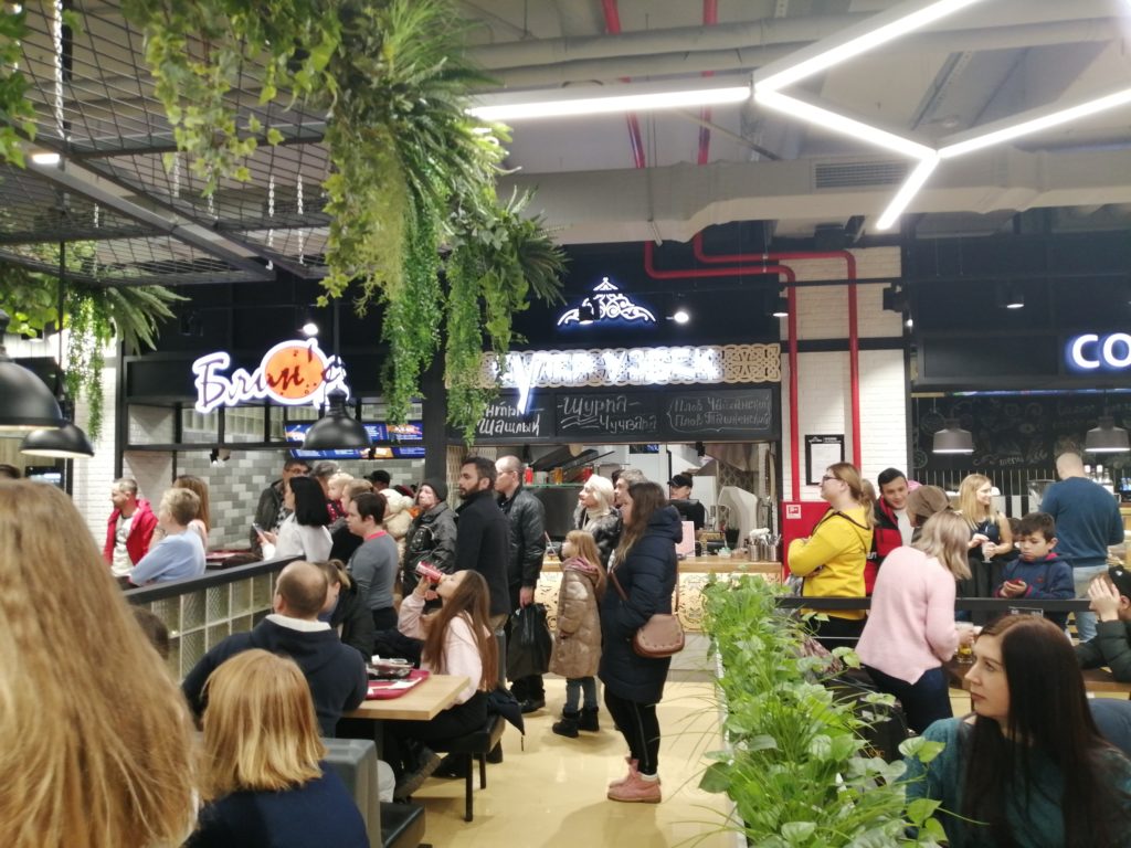 В Твери открылась гастрономическая Арт-площадка Food Base