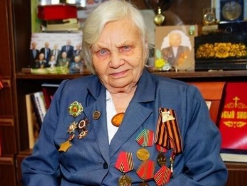 В Твери участница Великой Отечественной войны отметила 95-летие В Твери участница Великой Отечественной войны отметила 95-летие