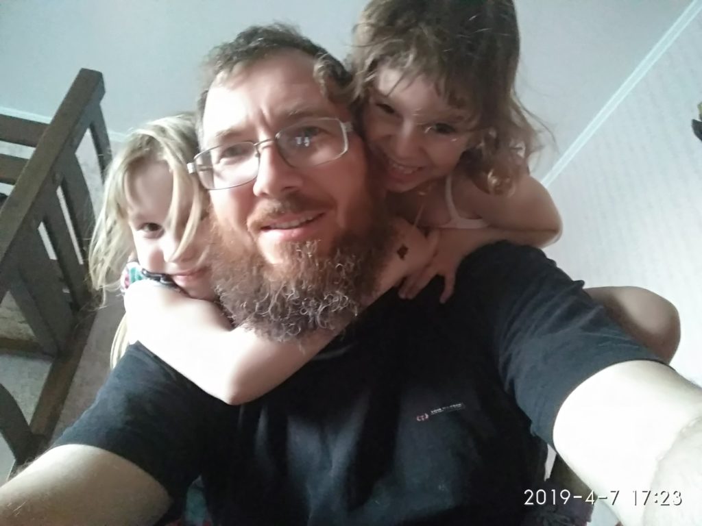 Алексей Гагарин: Я не против штрафа за развод