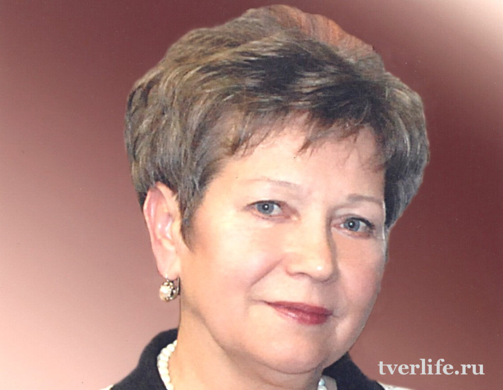 Человек-эпоха: Кира Кочеткова выпустила книгу "Свои и навсегда" Человек-эпоха: Кира Кочеткова выпустила книгу "Свои и навсегда"