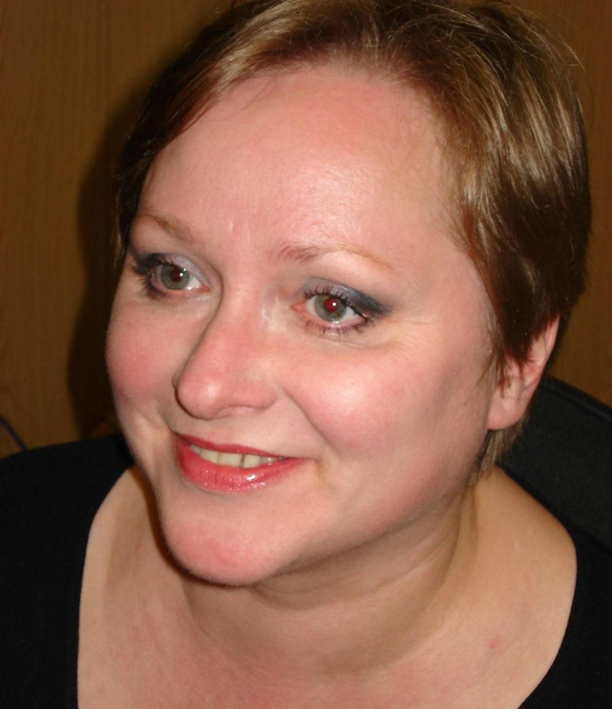 Алла Лаврова: прекрасно понимаю людей, которым приходится жить в ветхом, аварийном жилье