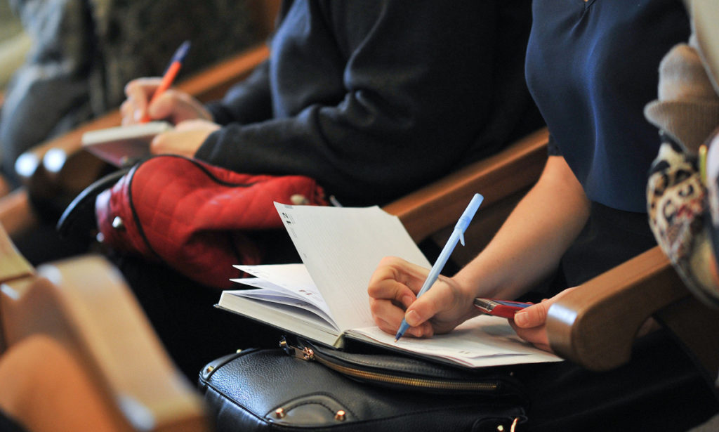 В Тверской области завершился образовательный проект для специалистов сферы семейного устройства