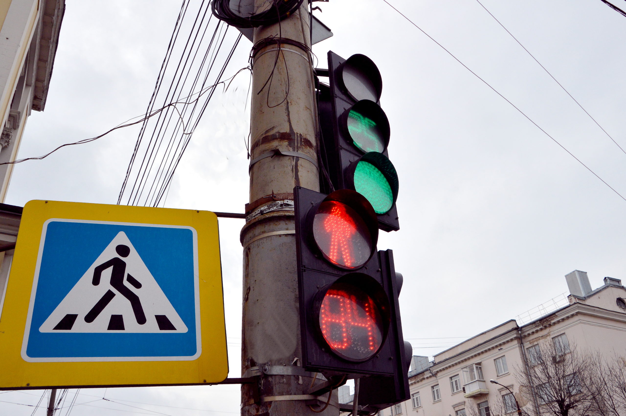 В центре Твери изменился режим работы двух светофоров В центре Твери изменился режим работы двух светофоров