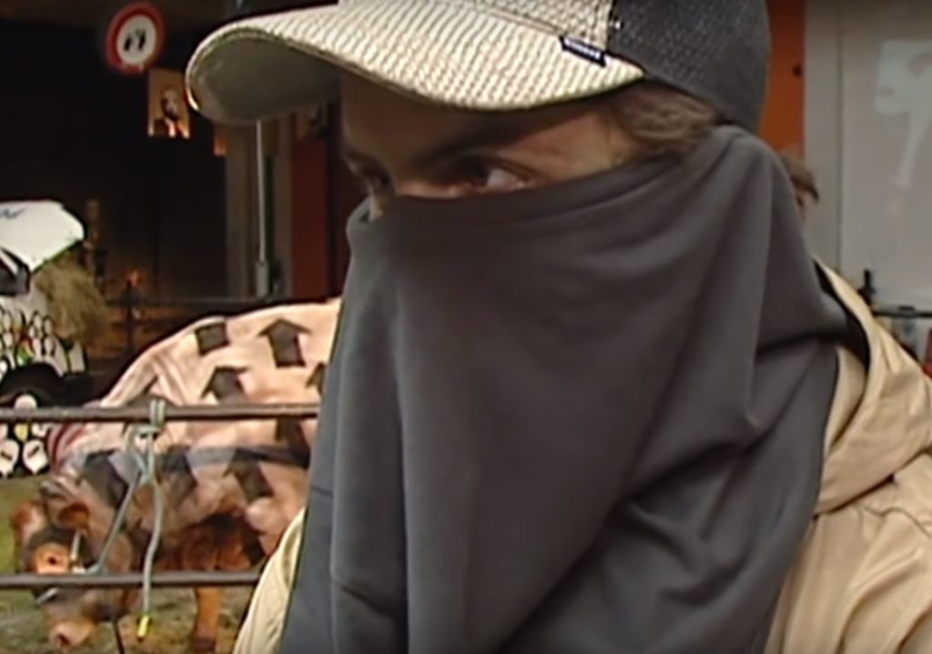 Бэнкси разбил сердце в День Святого Валентина Бэнкси разбил сердце в День Святого Валентина