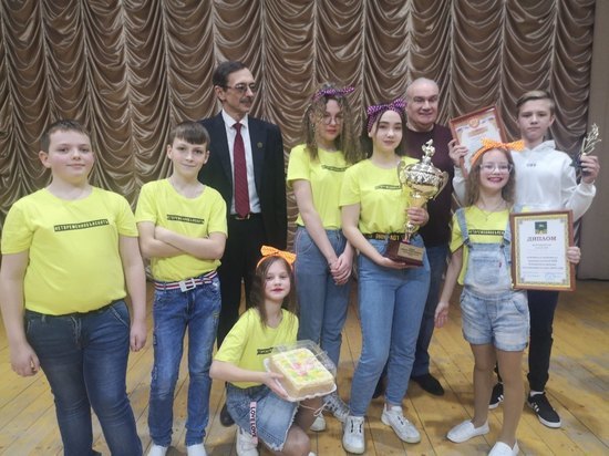 Оленинские школьники посоревновались в веселости и находчивости Оленинские школьники посоревновались в веселости и находчивости