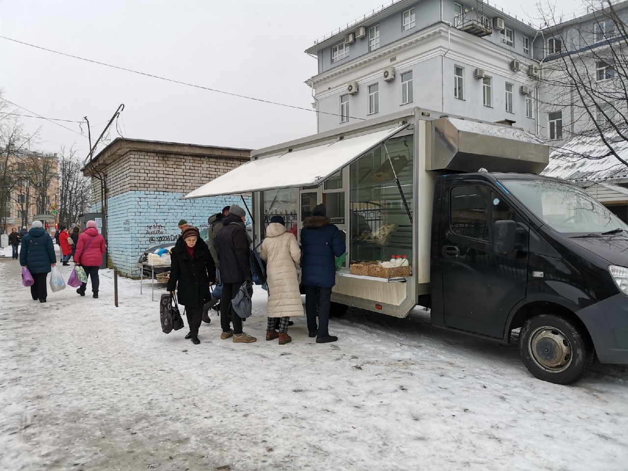 Ларек на колесах в Твери: плохо или хорошо Ларек на колесах в Твери: плохо или хорошо