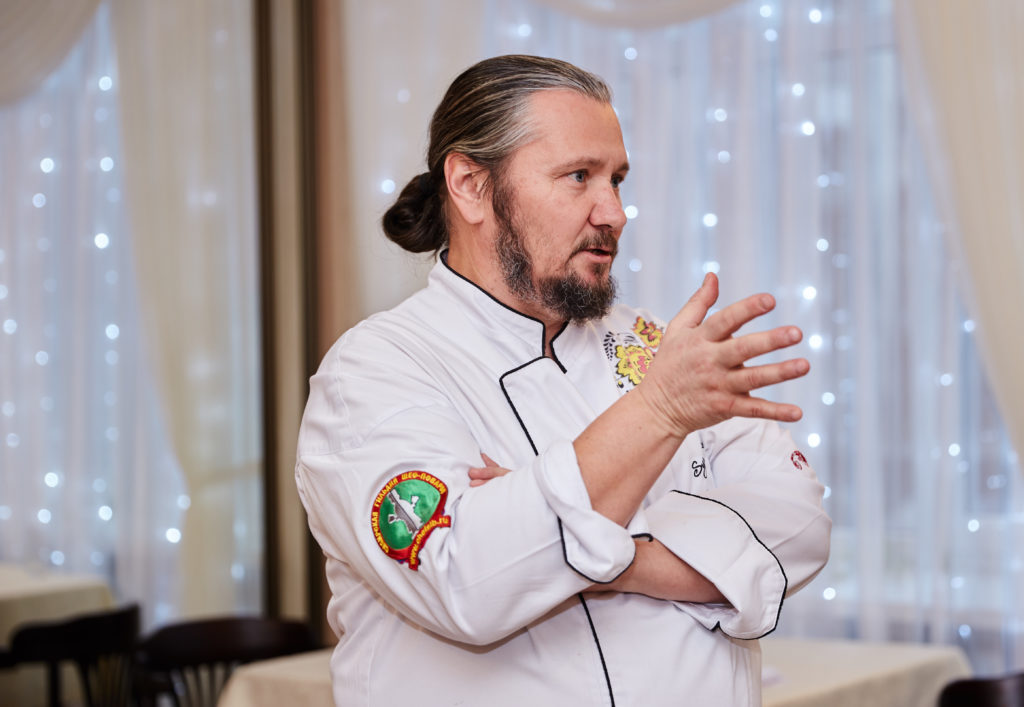 Легендарный шеф-повар Максим Сырников рассказал "Тверьлайф", как сварил первое варенье