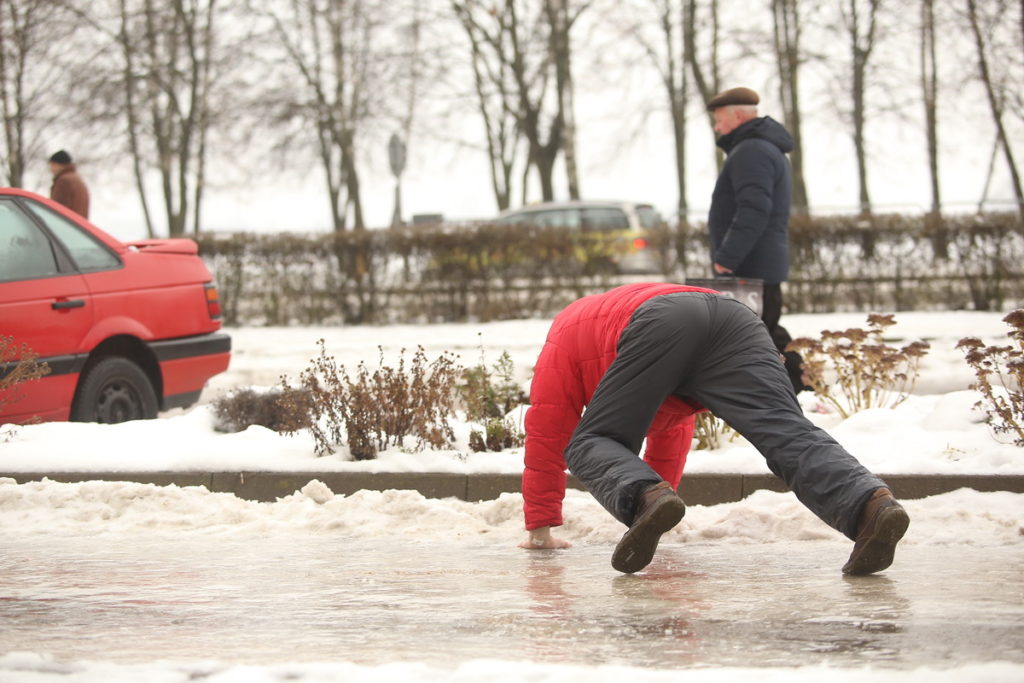 12 февраля в Твери ожидается гололедица и сильный ветер 12 февраля в Твери ожидается гололедица и сильный ветер