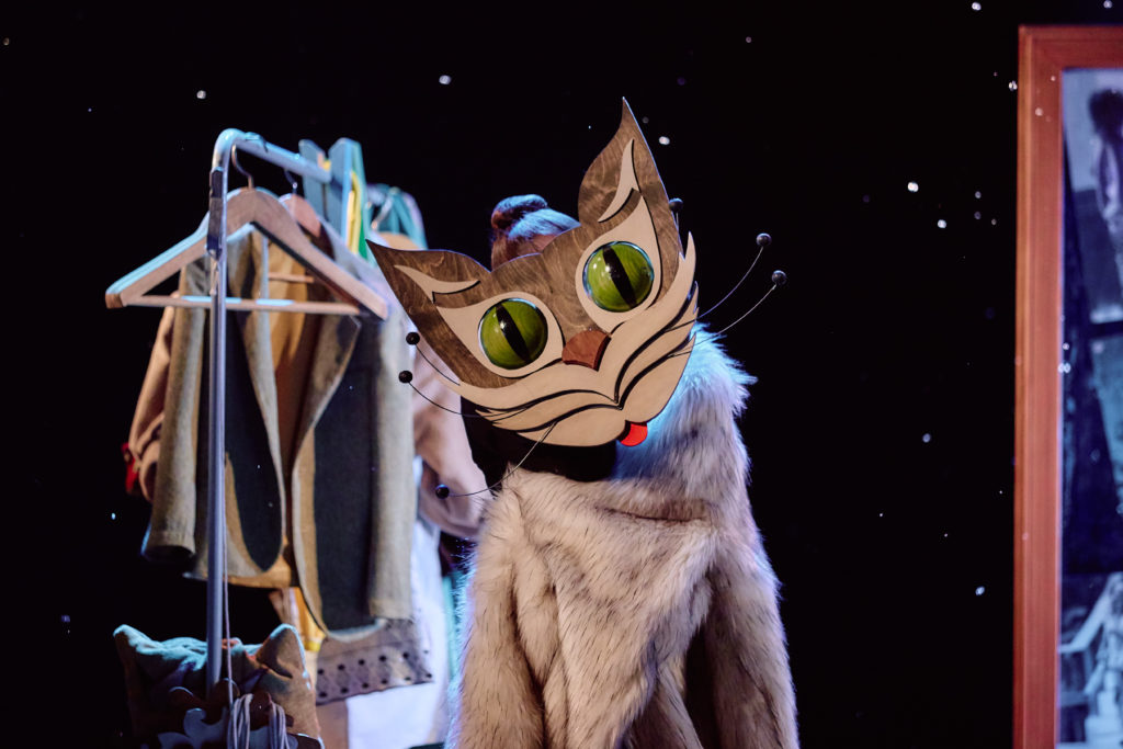 Тверской детворе показали премьеру спектакля по сказке Йозефа Чапека Тверской детворе показали премьеру спектакля по сказке Йозефа Чапека