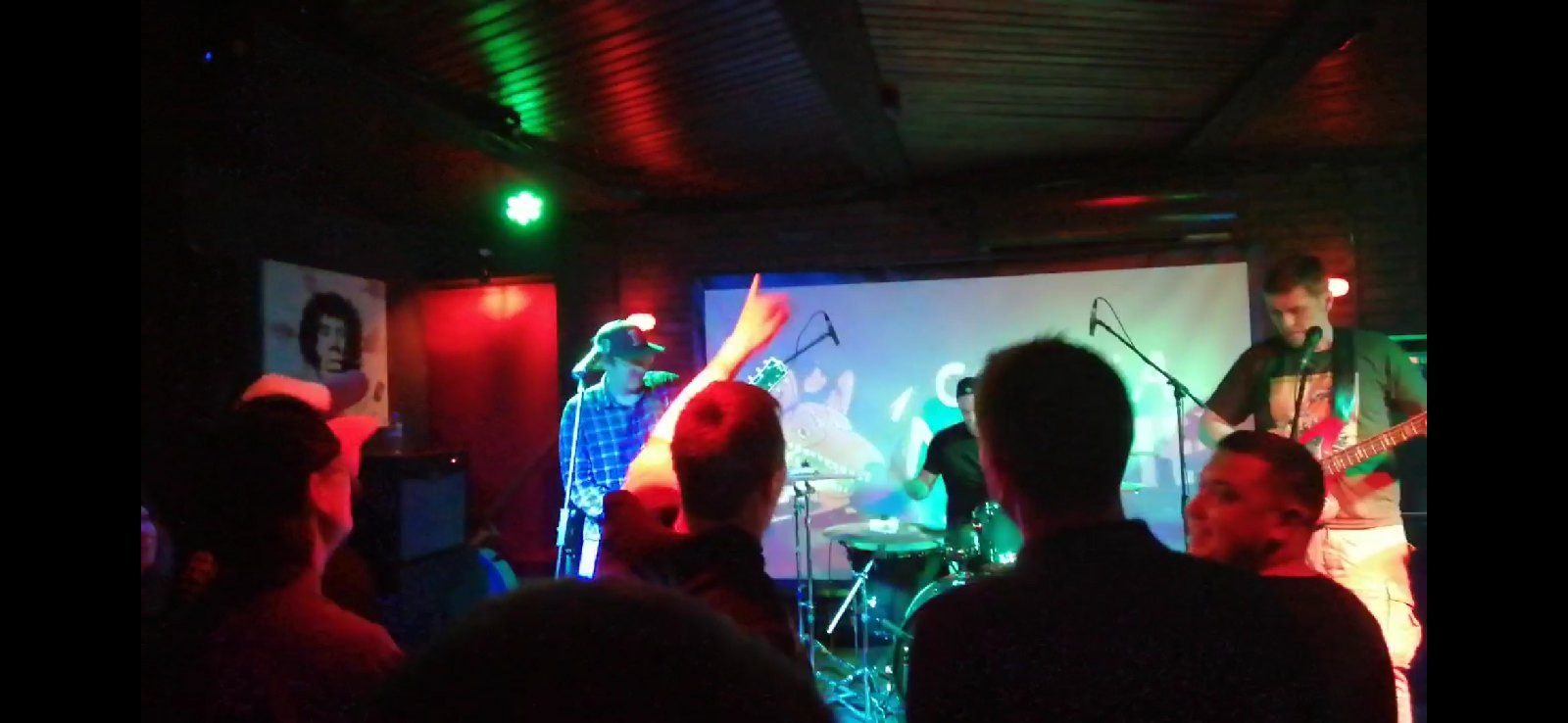 "Кирпичи" из Питера зажгли в Твери