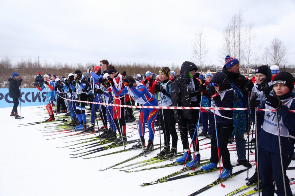 На старт Лыжни России в Тверской области вышли взрослые и дети