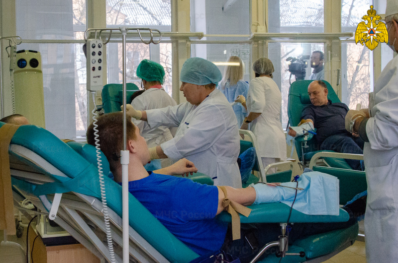Сотрудники МЧС сдали кровь в Твери Сотрудники МЧС сдали кровь в Твери